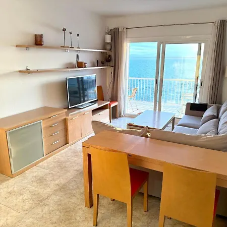 Apartment En La Playa Del Segon Moll