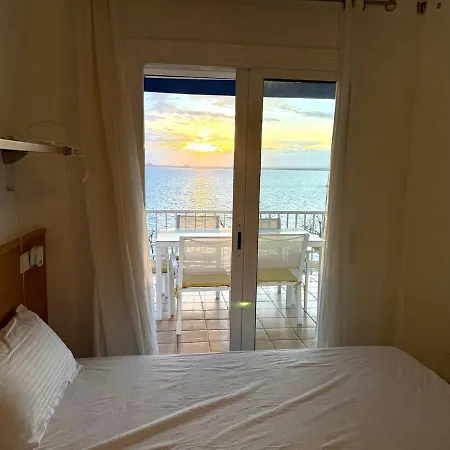 Apartment En La Playa Del Segon Moll *